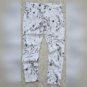 Utopia by Hue Floral Jeggings Size Large